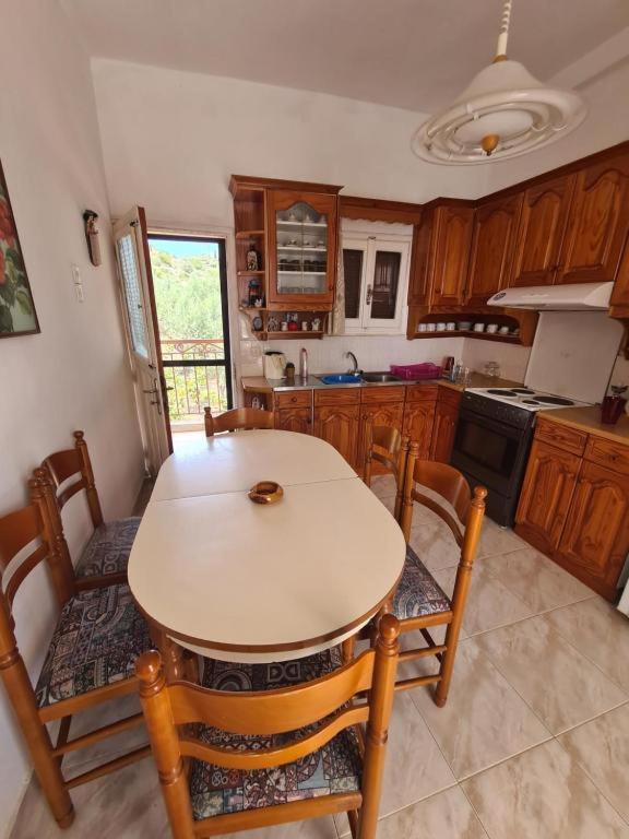 Το Κτήμα Της Ελιάς Του Τάκη Guest House Paralia Demonias Ngoại thất bức ảnh