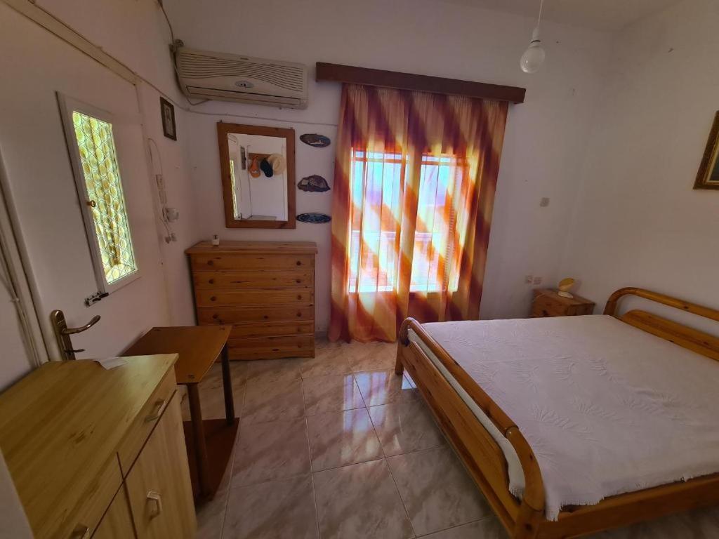Το Κτήμα Της Ελιάς Του Τάκη Guest House Paralia Demonias Ngoại thất bức ảnh