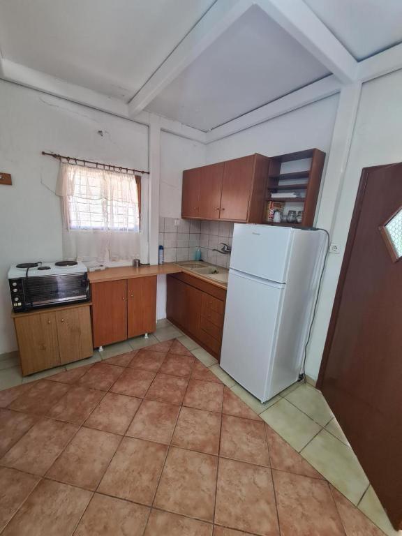 Το Κτήμα Της Ελιάς Του Τάκη Guest House Paralia Demonias Ngoại thất bức ảnh