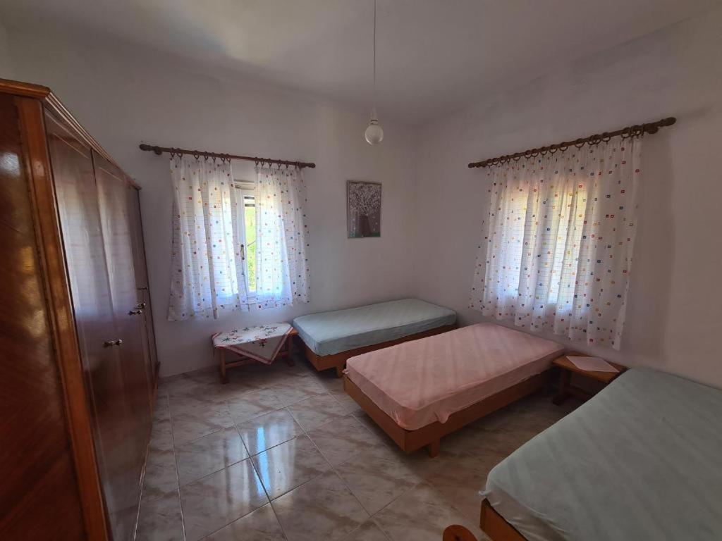 Το Κτήμα Της Ελιάς Του Τάκη Guest House Paralia Demonias Ngoại thất bức ảnh