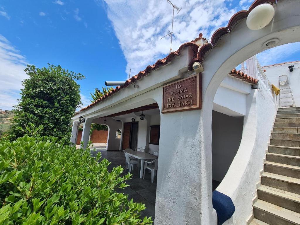 Το Κτήμα Της Ελιάς Του Τάκη Guest House Paralia Demonias Ngoại thất bức ảnh